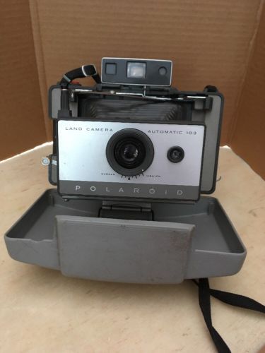 VINTAGE Polaroid 103 Land Camera Automatic with film Untested