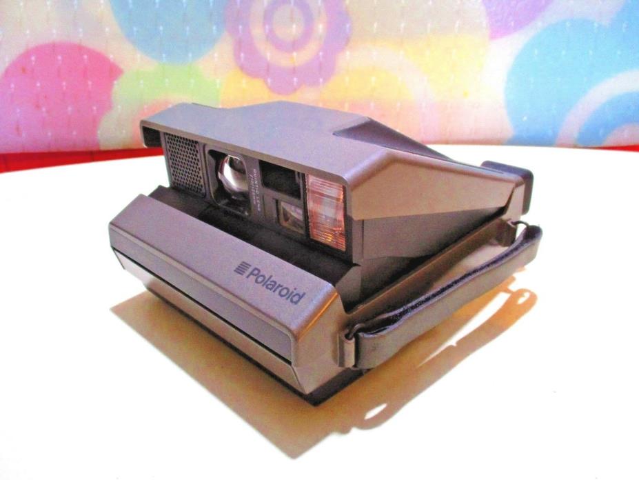 VINTAGE POLAROID SPECTRA SYSTEMS  INSTANT FILM CAMERA