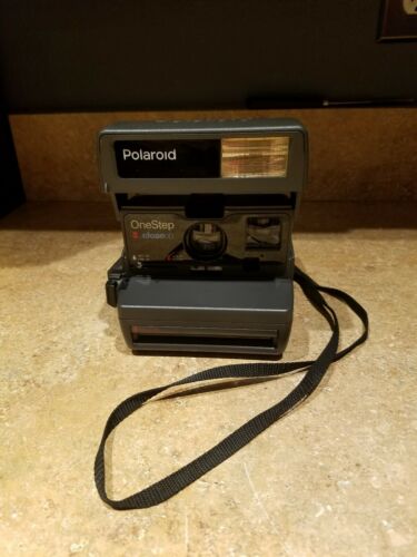 Vintage POLAROID Instant Camera One Step Close-up 600 Very good working shape