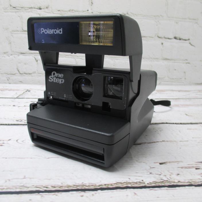 Vintage Polaroid OneStep camera w/ Macro function uses 600 film - Untested