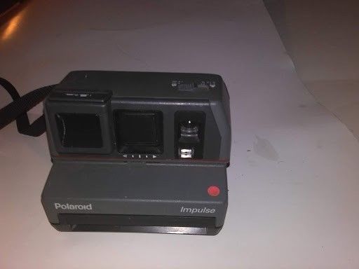 Vintage Polaroid IMPULSE Instant Film Camera 600-plus film works with 600