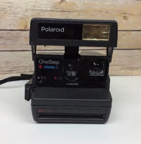 Poloroid One Step Close Up Camera 600, Untested.