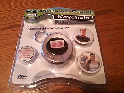 Digital Concepts Key Chain Digital Photo Frame, 1.1