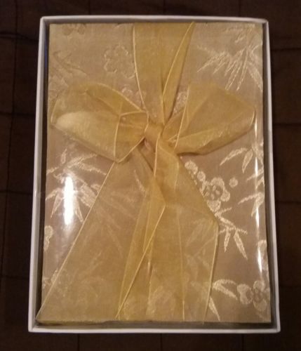 New Ribbon Cover Photo Album Holds 36 4x6 Photos Gold Album/W Sleeve Cover