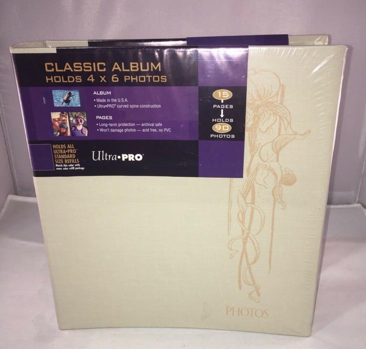 Ultra Pro Classic Album 4x6 Photos 15 Pages holds 90 photos hard 3 ring binder