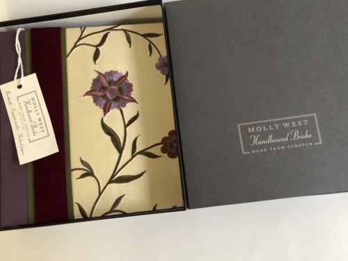 NWT! MOLLY WEST HANDBOUND FLORAL PHOTO ALBUM FOR 4