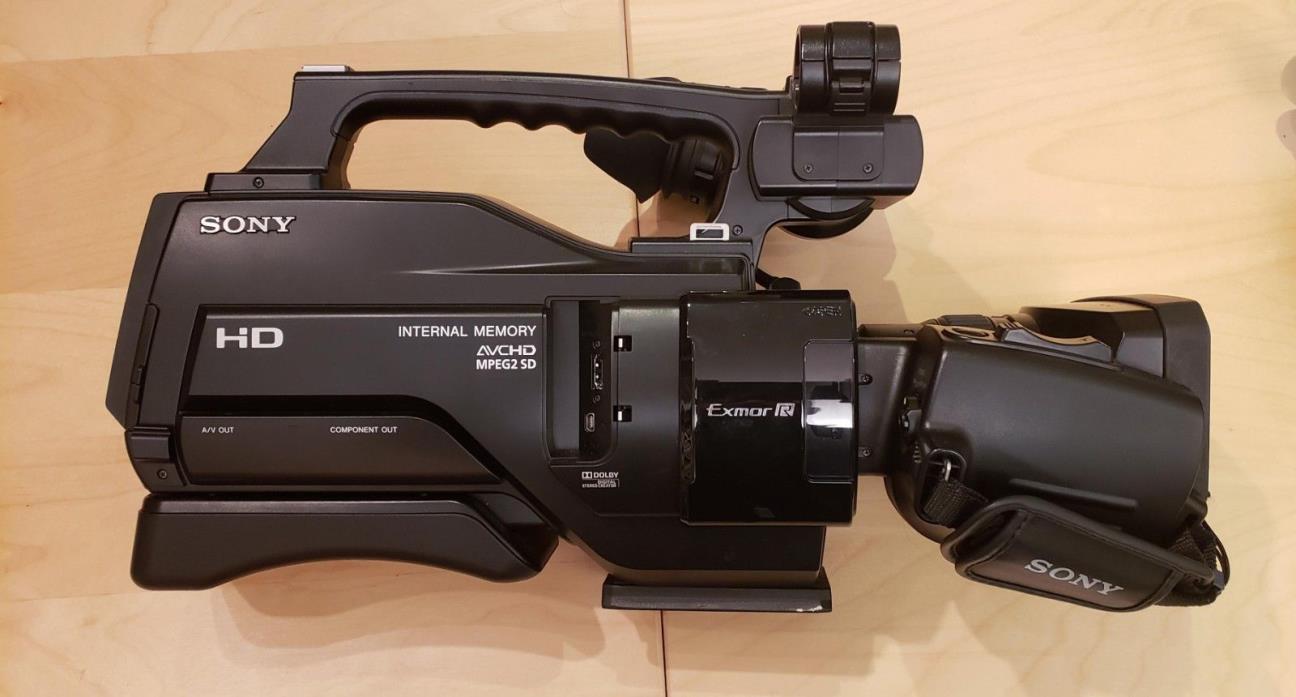 Sony Pro Video Camera HXR-MC2000U pre-owned