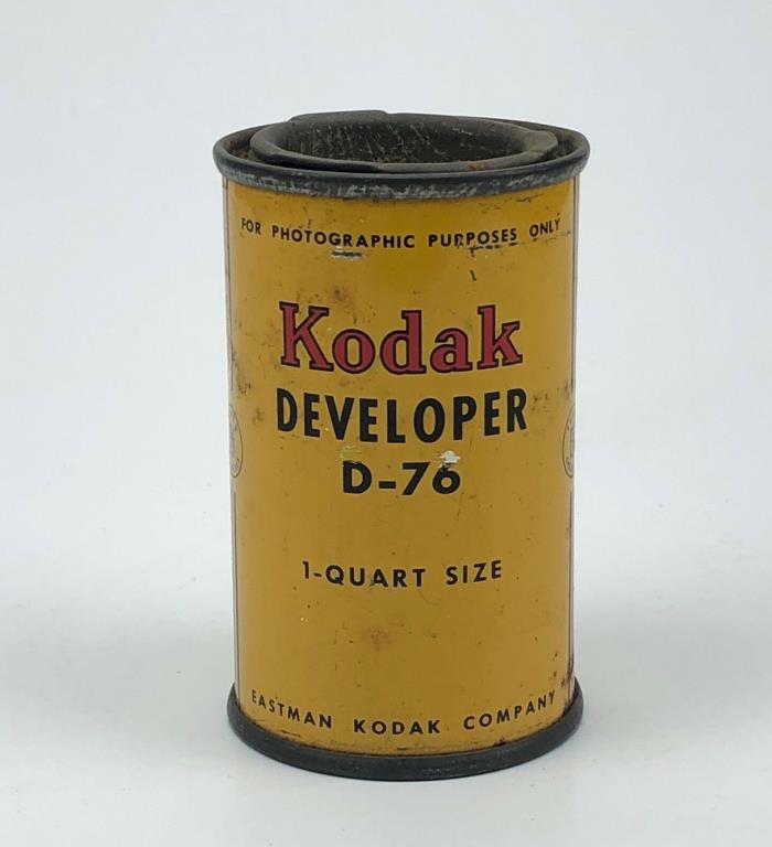 Vintage Kodak Developer D-76 Metal Tin Can 1 Quart size 3 1/2 oz powder