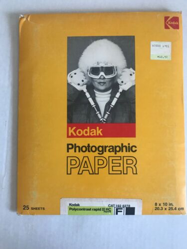 Darkroom Kodak  Black & White Photo Photographic Paper 25 Sheets 8x10