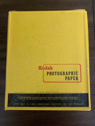 Vintage Kodak Photo Paper Single Weight Polycontrast F 8x10in 500Sheets EXP 1963