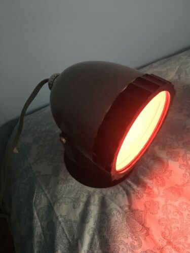 KODAK Adjustable Safe light Lamp Model B Dark Room Photography Filter Red VTG