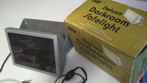 Coaster Deluxe darkroom safelight vintage excellent condition.