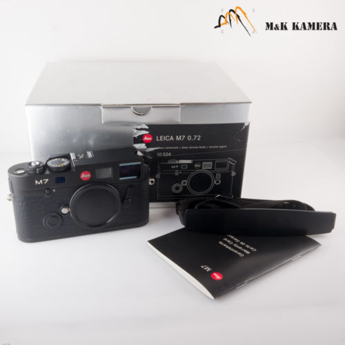 Leica M7 Black Film Rangefinder Camera }457