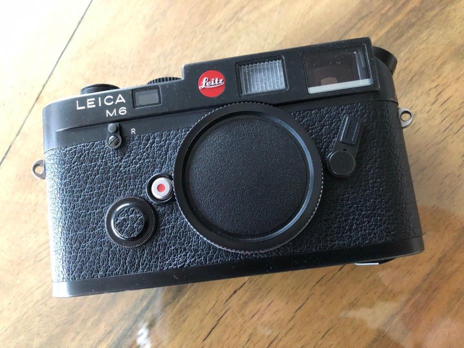 ?TOP MINT? Leica M6  35mm Film Camera Body Only from Canada