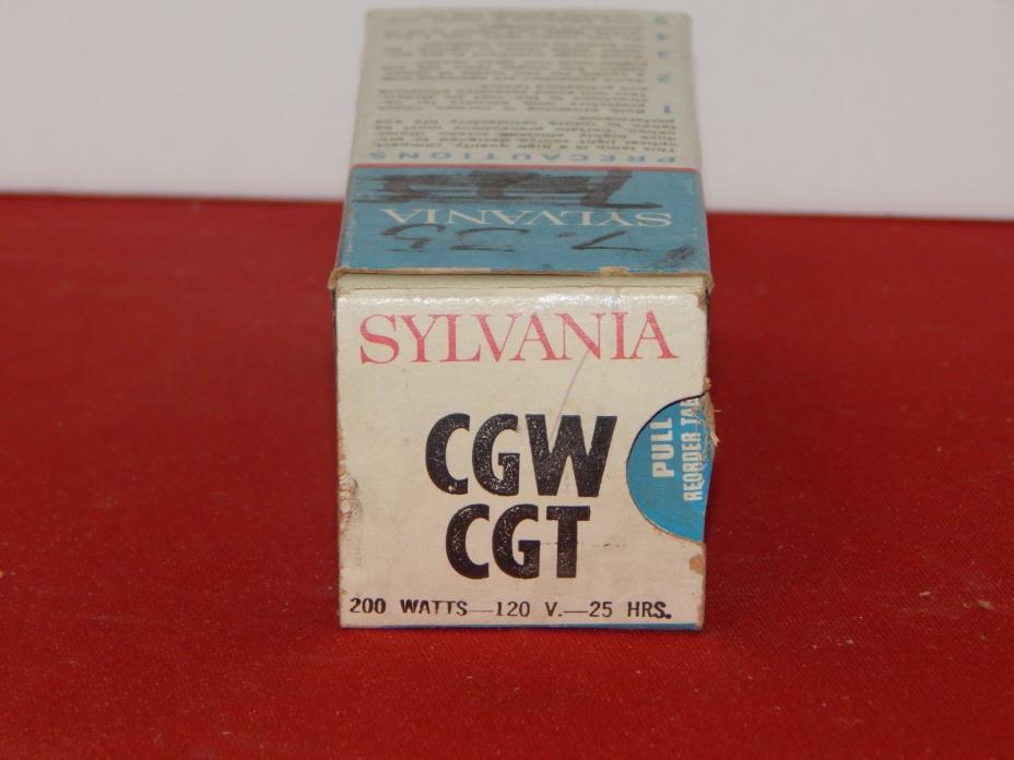 CGW / CGT PROJECTOR LAMP BULB 120V 200 WATTS NEW OLD STOCK