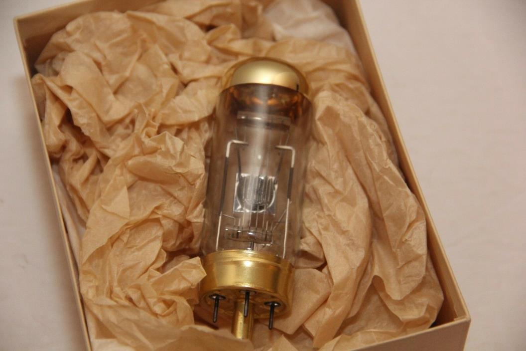 NEW GE CZA PROJECTOR LAMP 120 VOLTS 500 WATTS