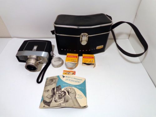 VINTAGE Bell&Howell Director Series Model 414 Zoomatic 8mm Movie Camera