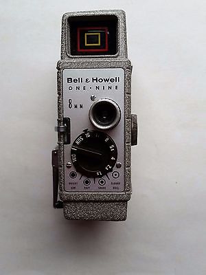 Bell & Howell 323 8mm&10mm Movie Camera 1950's With Case~Looks New~Vintage