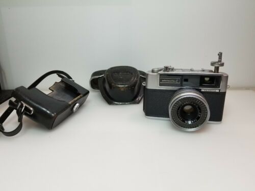 Yashica Yashinon 1:2.8 4.5cm Minimatic-C Camera Made Japan Vintage Collectible