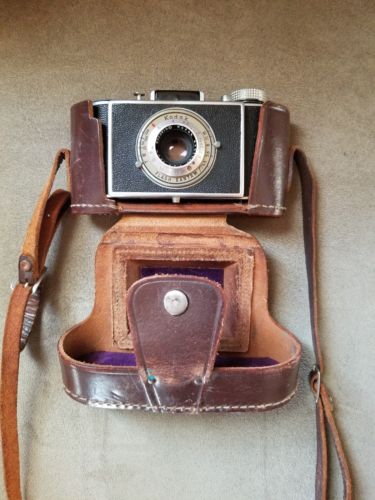 Vintage Kodak 828 Camera W/ Leather Case