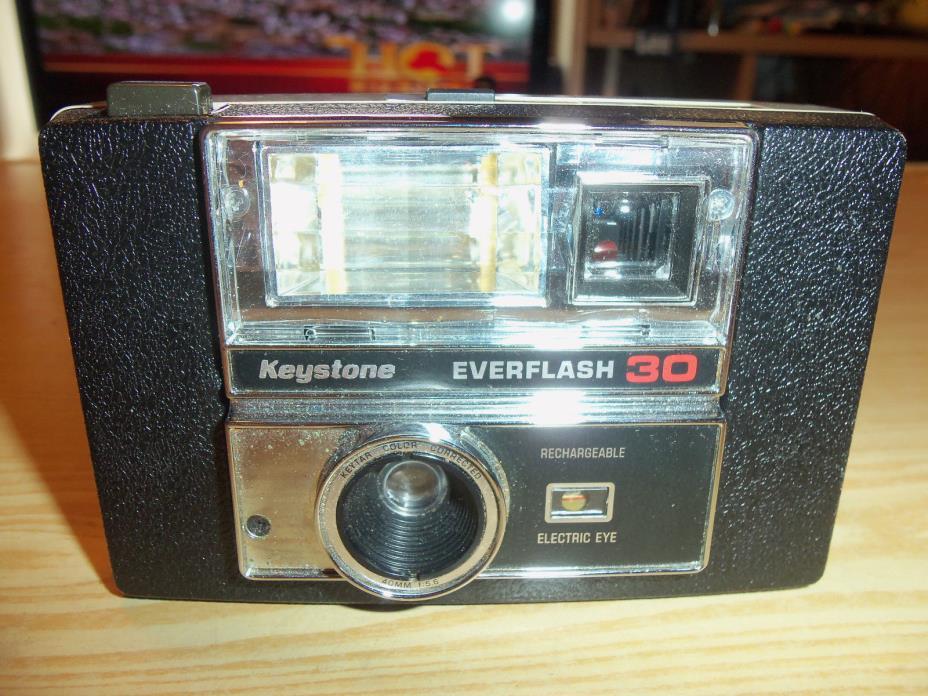 Keystone Everflash 30 Camera - No Charging Cord