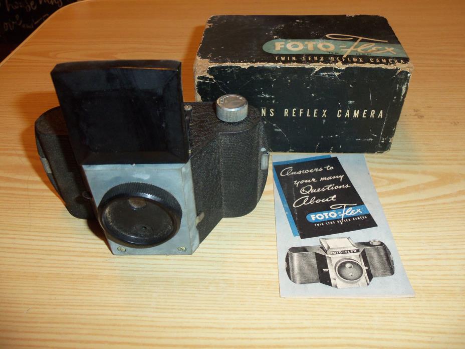Vintage FOTO-FLEX Twin Lens Reflex CAMERA Orig Box & Instructions Uses 127 Film