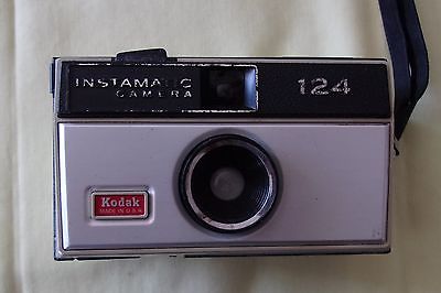 Vintage Kodak 124 Instamatic Color Camera in Box Used
