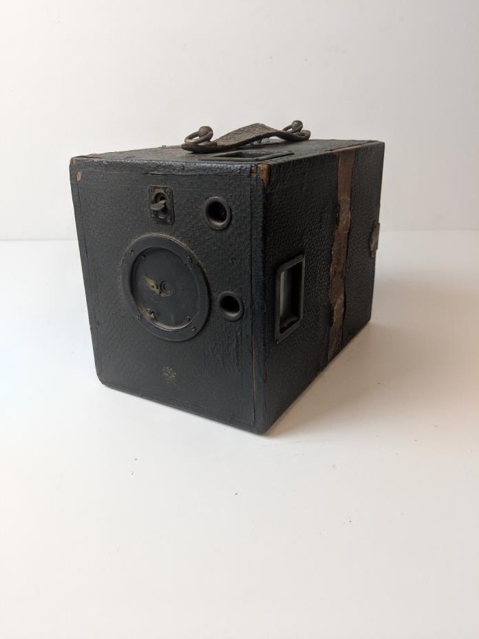 ANTIQUE 1897 ADLAKE REGULAR BOX CAMERA COMPLETE WITH PLATES