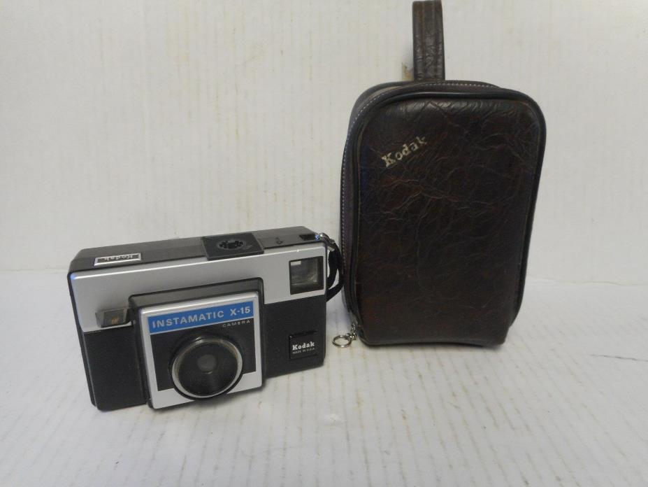 Vintage 1970-1976 Kodak Instamatic X-15 Camera w/Case Made in U.S.A.