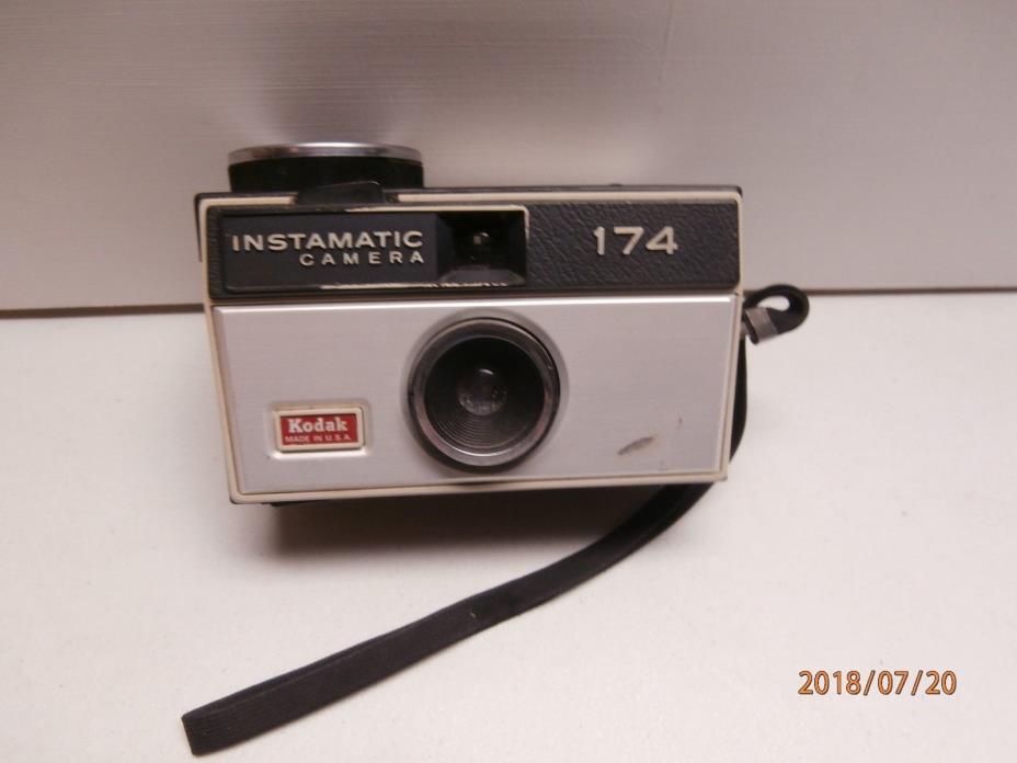 Kodak Instamatic 174 Camera in original box w/manual