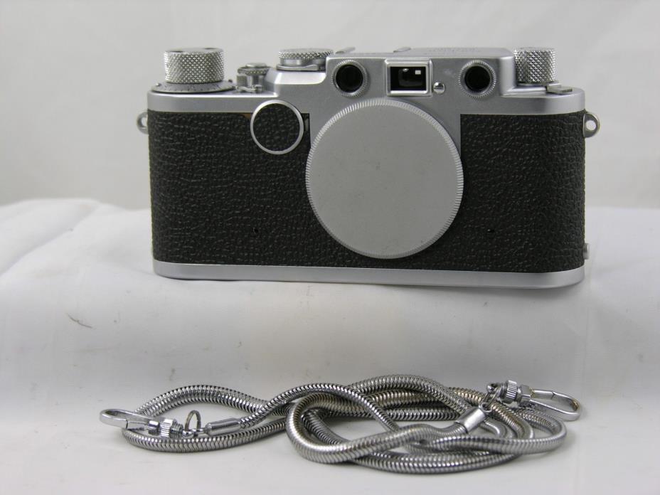 Leica 11f Red Dial camera body in great condition