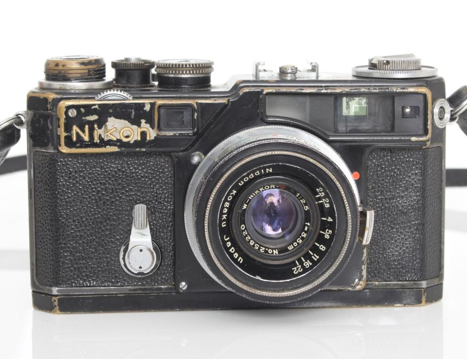 Nikon SP Black Paint Rangefinder /w 3.5cm 2.5 black lens - RARE early