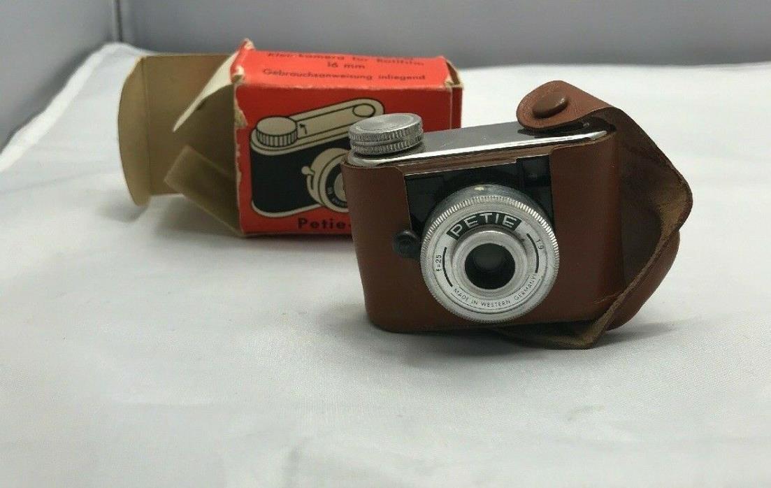 WALTER KUNIK PETIE 16MM SUBMINIATURE CAMERA With Box Rare Kamera Western Germany
