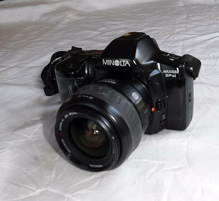 Minolta Camera Maxxum SPxi SLR 35mm with AF Power Zoom 28-80mm Lens