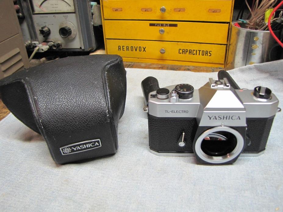 Vintage Camera Yashica TL-Electro  Body and original case in good working order