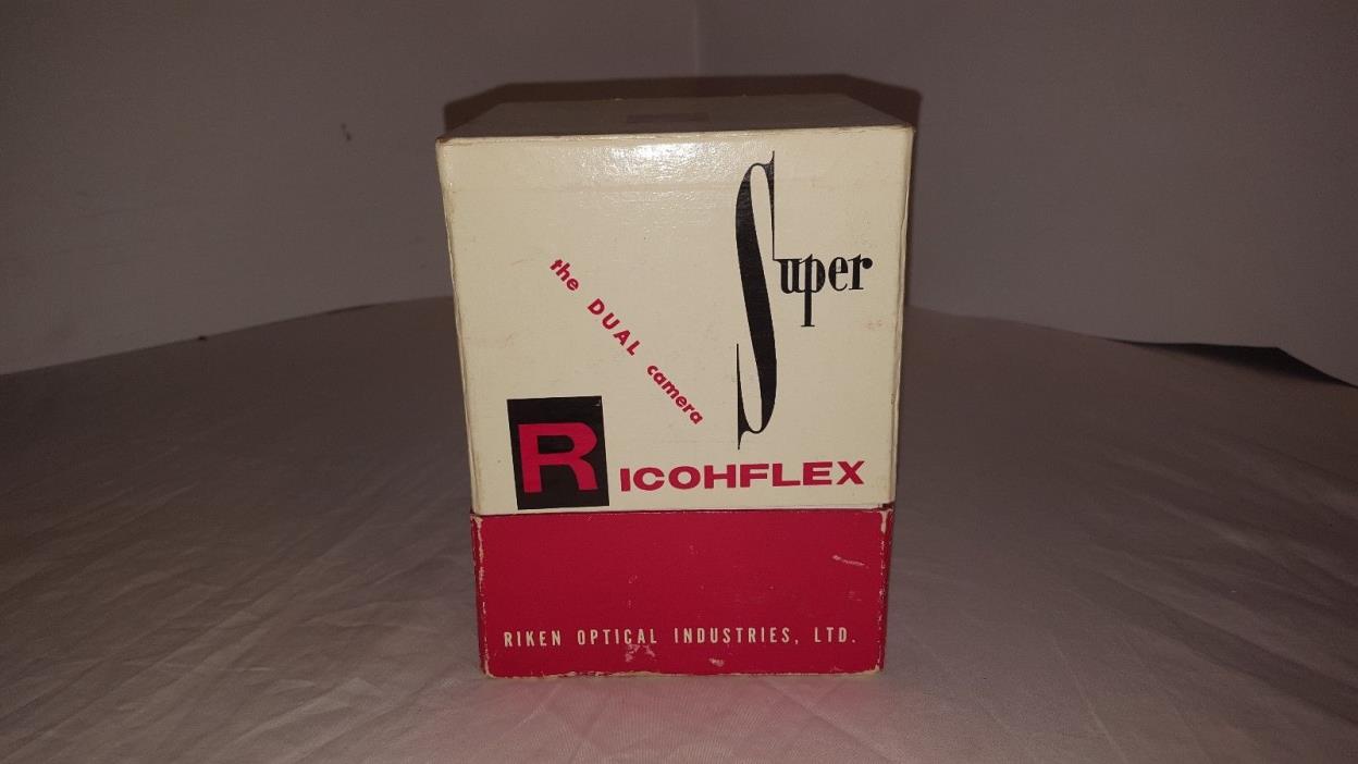 Super Ricohflex Vintage TLR Camera w/ 8cm Ricoh Anastigmat Lens in Box