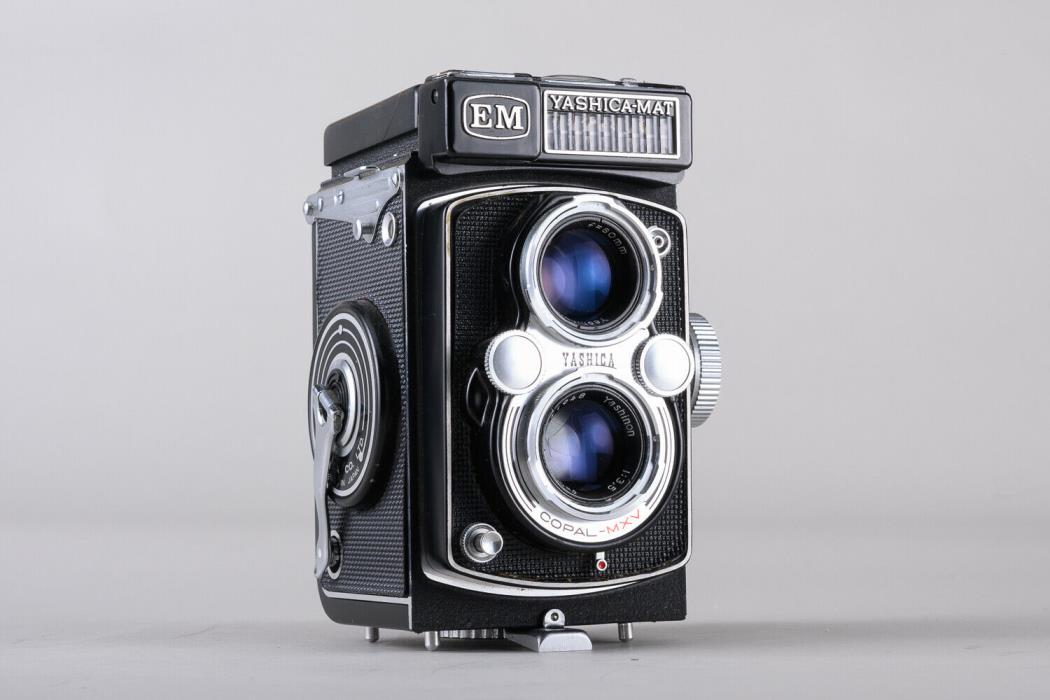 Yashica-Mat EM 120 Film TLR Camera w/ Yashinon 80mm F3.5 Lens