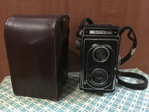 Zeiss Ikon Ikoflex with Leather case