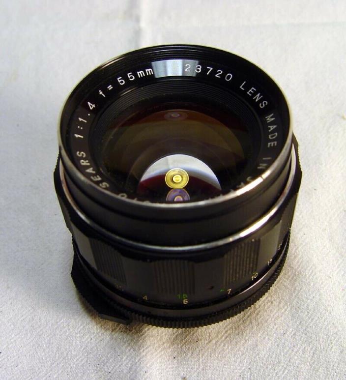 Auto Sears f1.4 50mm lens in M42 screw mount.  FAST