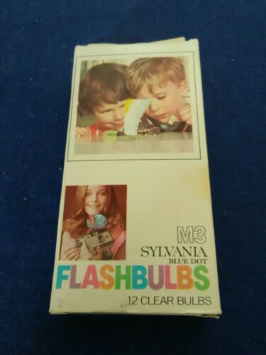 Vintage Flash Bulbs Sylvania M3 Blue Dot  Seven Clear Bulbs