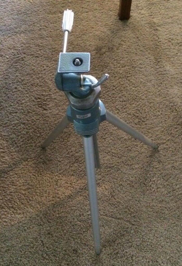 Antique Aluminum Star D Conquest Tripod