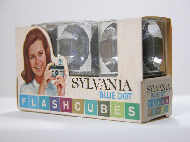 SYLVANIA BLUE DOT FLASHCUBES For Kodak Instamatic or Other NOS Flash Cube