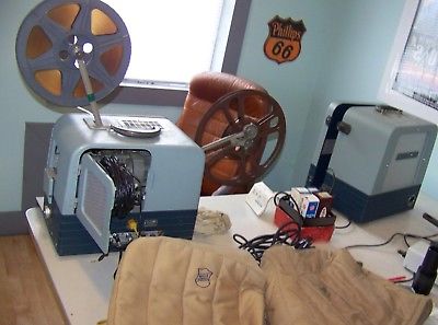 Nice Bell & Howell 285 CXR 16mm Specialist + Aux Speaker + Covers Manual Lamps