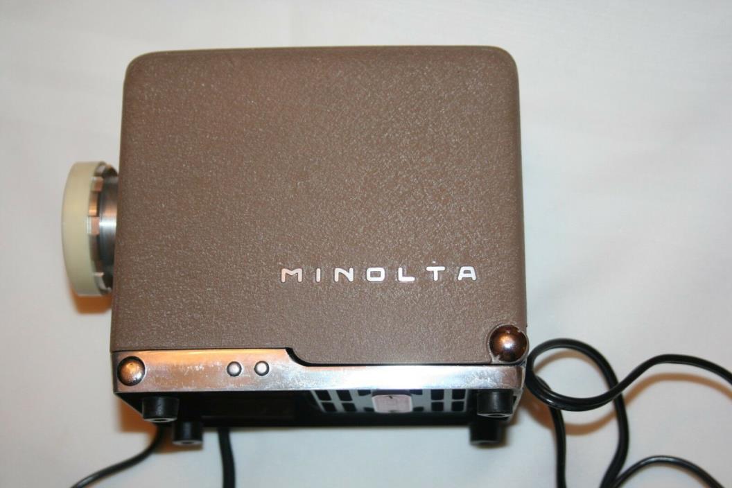Minolta Mini 35 Slide Projector with Case