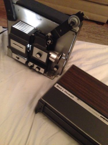 Bell And Howell Super 8 Vintage Movie Projector 466A Works!