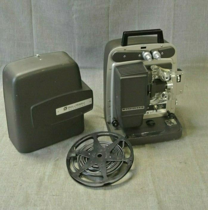 VINTAGE BELL & HOWELL DESIGN 346A 8MM PROJECTOR (97333-2 H)