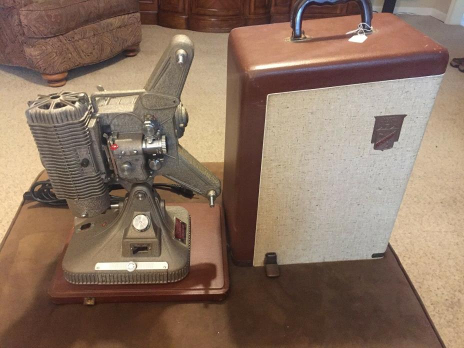 VINTAGE KEYSTONE REGAL K 109 8MM MOVIE PROJECTOR w CASE and Accessories works