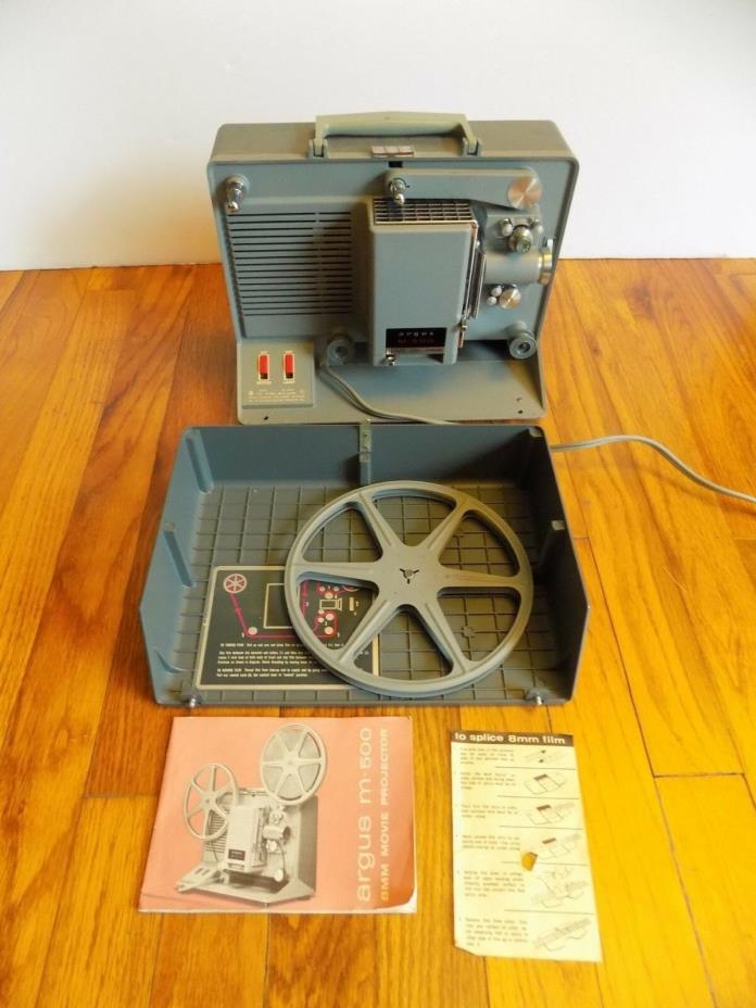 Vintage Argus M-500 Film Movie Projector 8MM ---  TESTED WITH FILM