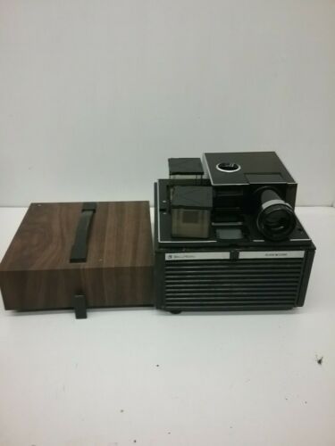 Vintage Bell and Howell Slide Cube-It Jams-Please See Condition Lot#12-0500