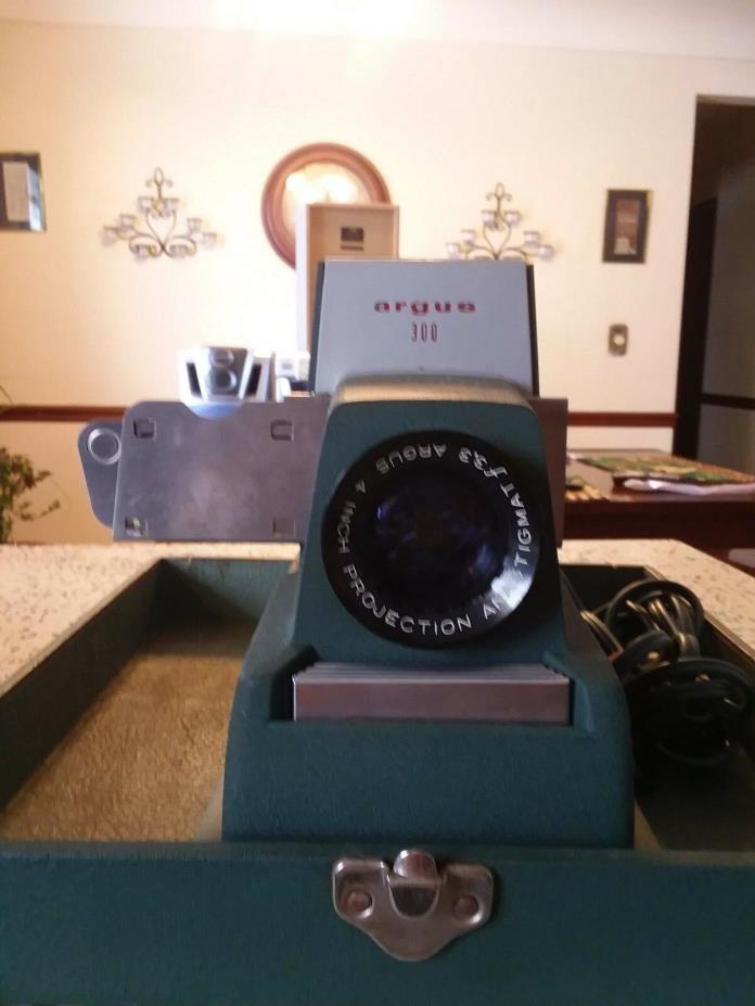 vintage argus 300 slide projecter